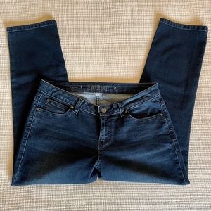 Jennifer Lopez Capris